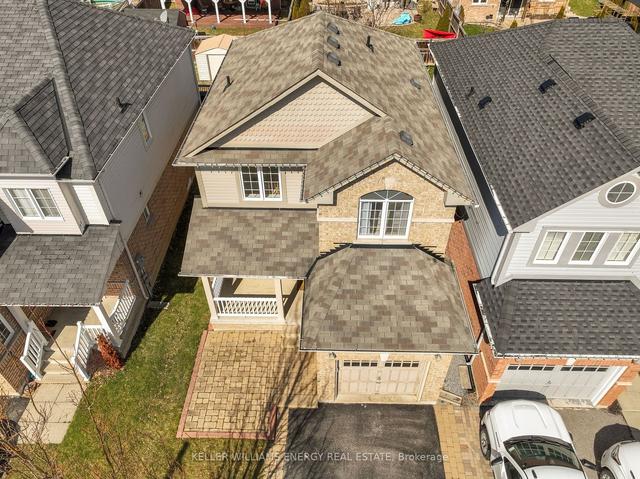 103 Laprade Sq, House detached with 3 bedrooms, 4 bathrooms and 3 parking in Clarington ON | Image 12