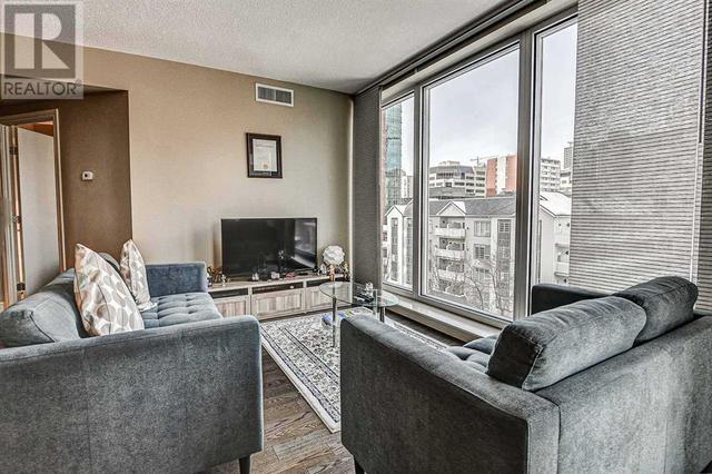 500, - 817 15 Avenue Sw, Condo with 2 bedrooms, 2 bathrooms and 1 parking in Calgary AB | Image 12