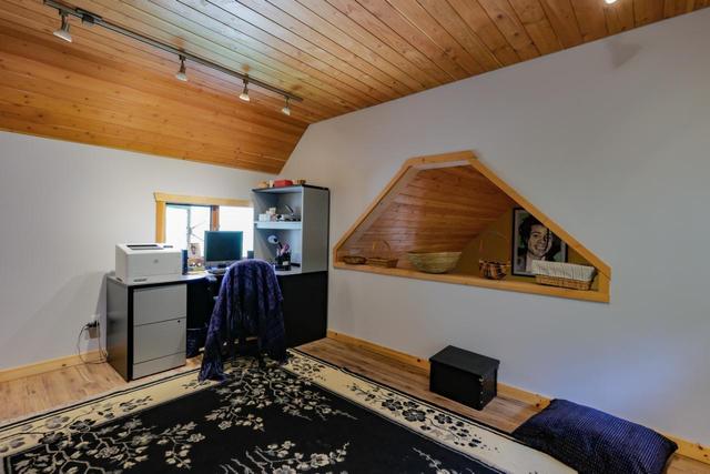 8496 B Procter East Road, House detached with 3 bedrooms, 2 bathrooms and null parking in Central Kootenay E BC | Image 24
