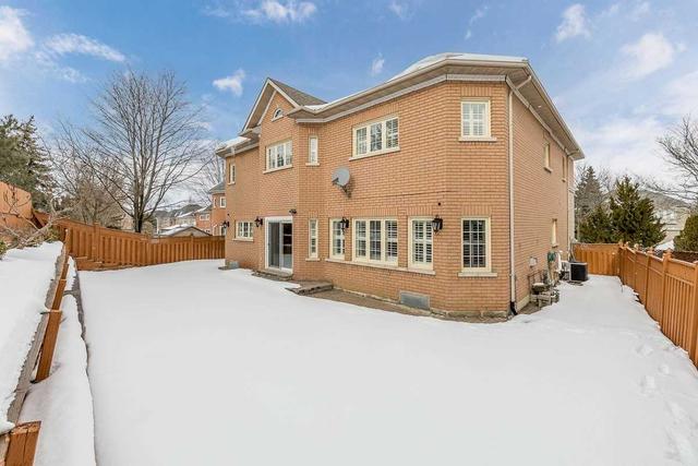 80 Emerald Garden Crt, House detached with 5 bedrooms, 6 bathrooms and 12 parking in Markham ON | Image 32