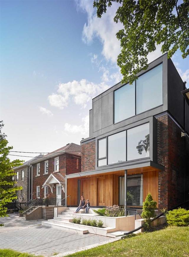 68 Burnaby Blvd, House detached with 6 bedrooms, 6 bathrooms and 3 parking in Toronto ON | Image 1