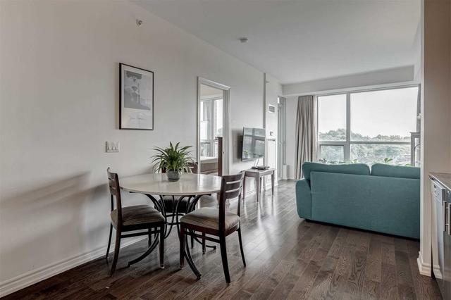 510 - 23 Glebe Rd W, Condo with 2 bedrooms, 2 bathrooms and 1 parking in Toronto ON | Image 5