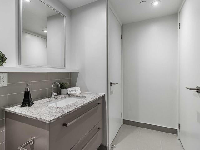 501 - 120 Varna Dr, Condo with 2 bedrooms, 1 bathrooms and 0 parking in Toronto ON | Image 19
