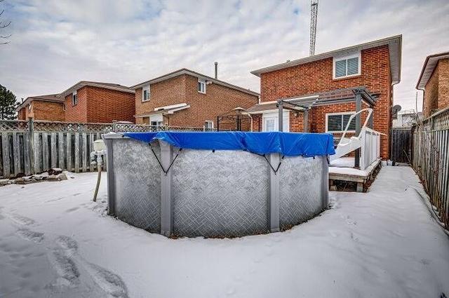 215 Murray St, House detached with 3 bedrooms, 3 bathrooms and 6 parking in Brampton ON | Image 27