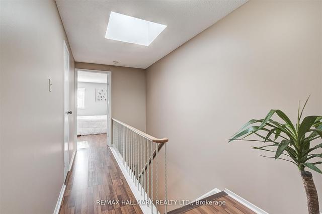17 Dutch Myrtleway, Townhouse with 3 bedrooms, 4 bathrooms and 2 parking in Toronto ON | Image 13