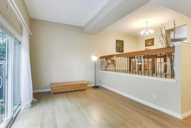 23 - 400 Bloor St, Townhouse with 4 bedrooms, 2 bathrooms and 2 parking in Mississauga ON | Image 24