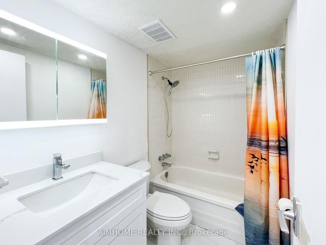 2707 - 5 Massey Sq, Condo with 1 bedrooms, 1 bathrooms and 0 parking in Toronto ON | Image 7