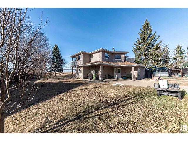 37 Lakeshore Dr, House detached with 2 bedrooms, 2 bathrooms and null parking in Sandy Beach AB | Image 9