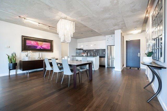926 - 55 Stewart St, Condo with 3 bedrooms, 2 bathrooms and 2 parking in Toronto ON | Image 10