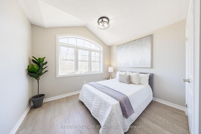 266 Cornell Centre Blvd, House attached with 4 bedrooms, 3 bathrooms and 3 parking in Markham ON | Image 20