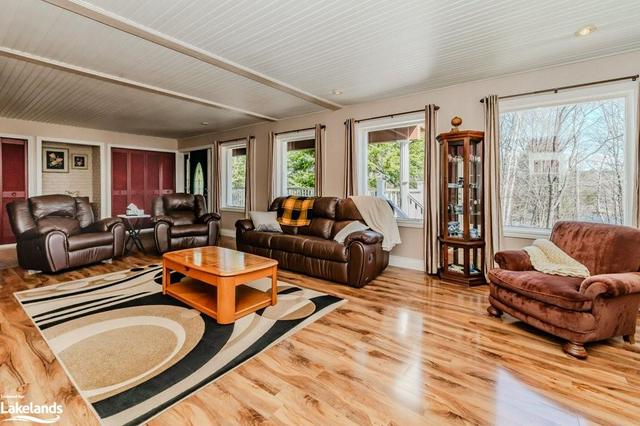 53 Todholm Drive, House detached with 5 bedrooms, 2 bathrooms and 10 parking in Muskoka Lakes ON | Image 18