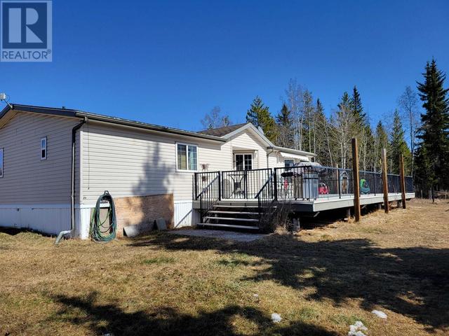 447 Dock Avenue, House other with 2 bedrooms, 2 bathrooms and null parking in Bulkley Nechako D BC | Image 27