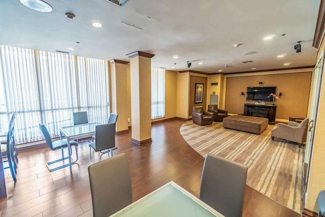 1102 - 101 Subway Cres, Condo with 2 bedrooms, 2 bathrooms and 1 parking in Toronto ON | Image 19