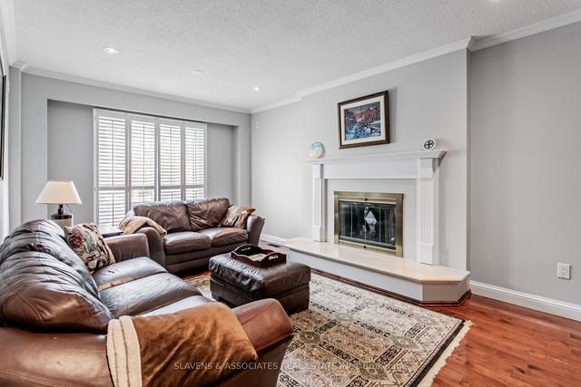 19 Abraham Ave, House detached with 4 bedrooms, 4 bathrooms and 4 parking in Markham ON | Image 7