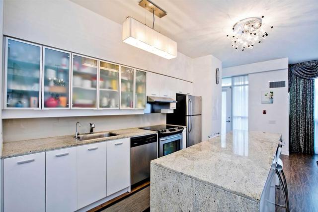 th03 - 29 Singer Crt, Townhouse with 2 bedrooms, 3 bathrooms and 2 parking in Toronto ON | Image 29