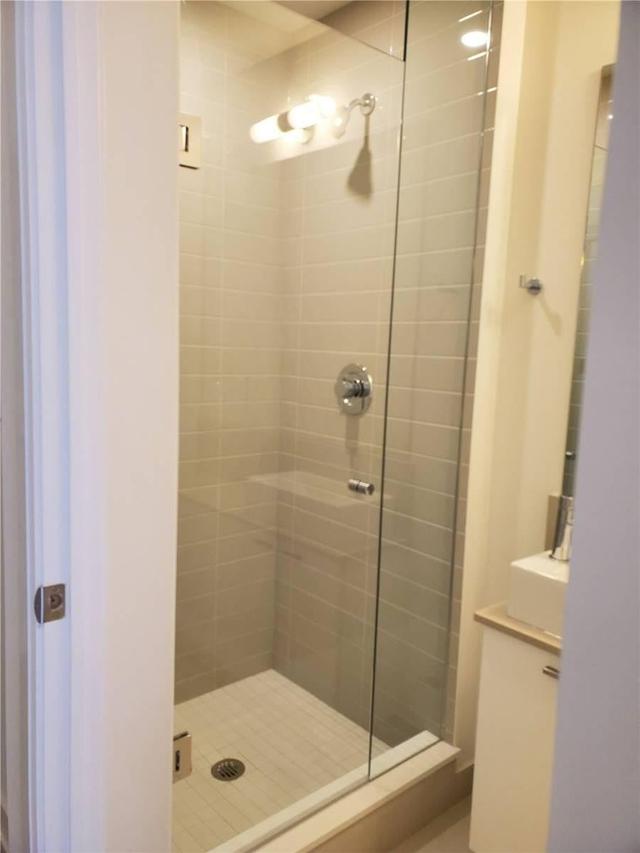 1516w - 27 Bathurst St W, Condo with 0 bedrooms, 1 bathrooms and 0 parking in Toronto ON | Image 9