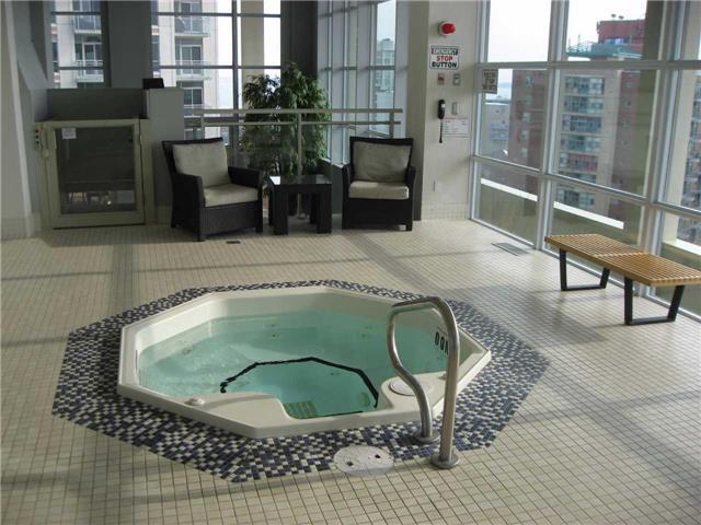 2702 - 628 Fleet St, Condo with 2 bedrooms, 2 bathrooms and 1 parking in Toronto ON | Image 19