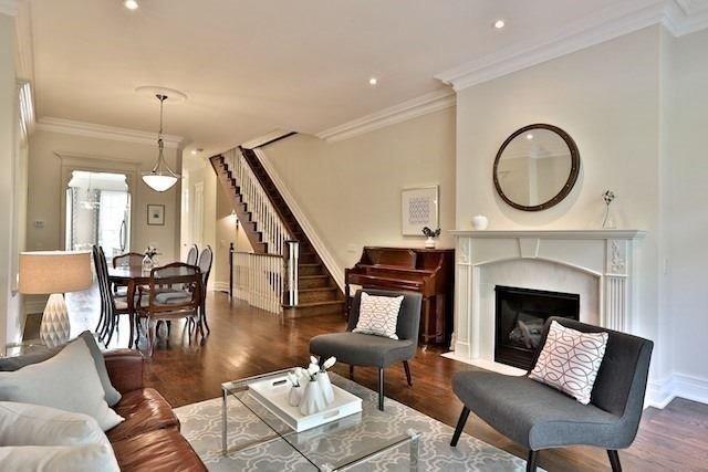 1404B Bayview Ave, House attached with 3 bedrooms, 3 bathrooms and 1 parking in Toronto ON | Image 2