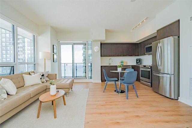 3707 - 2220 Lake Shore Blvd W, Condo with 2 bedrooms, 2 bathrooms and 1 parking in Toronto ON | Image 7