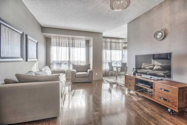 Lph09 - 50 Disera Dr, Condo with 3 bedrooms, 2 bathrooms and 1 parking in Vaughan ON | Image 7