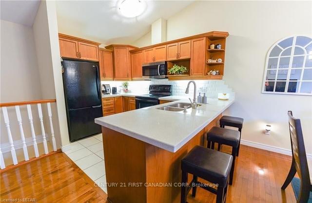 15 - 95 Capulet Lane, Condo with 2 bedrooms, 3 bathrooms and 4 parking in London ON | Image 25