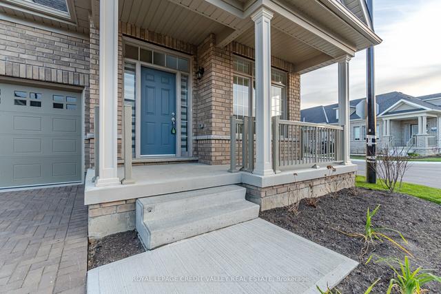 10 Abelia St, Condo with 2 bedrooms, 3 bathrooms and 4 parking in Brampton ON | Image 12