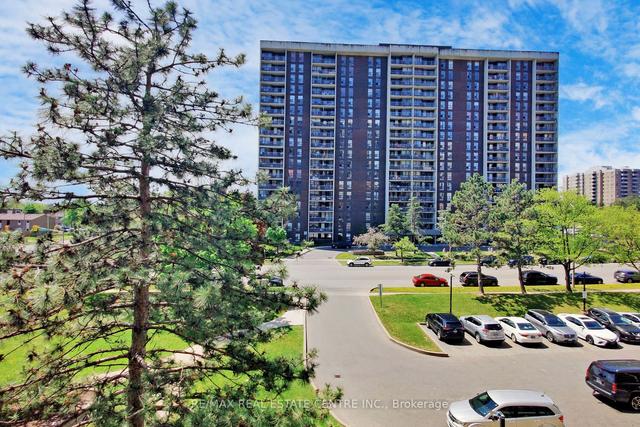 404 - 4 Kings Cross Rd, Condo with 2 bedrooms, 1 bathrooms and 1 parking in Brampton ON | Image 35