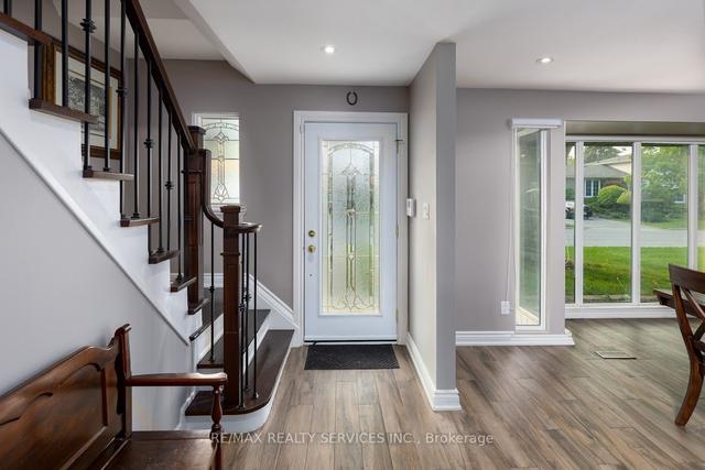 4 Caledon Cres, House detached with 4 bedrooms, 4 bathrooms and 5 parking in Brampton ON | Image 26