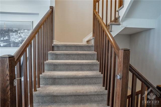 328 Alasken Drive, Townhouse with 4 bedrooms, 3 bathrooms and 3 parking in Ottawa ON | Image 12