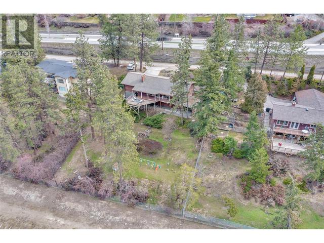 2410 Boucherie Road, House detached with 4 bedrooms, 2 bathrooms and 2 parking in West Kelowna BC | Image 48