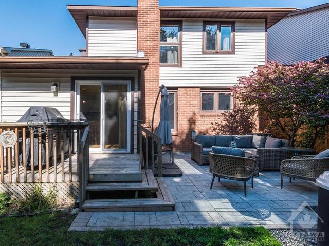 3 Sewell Way, Home with 3 bedrooms, 2 bathrooms and 3 parking in Ottawa ON | Image 27