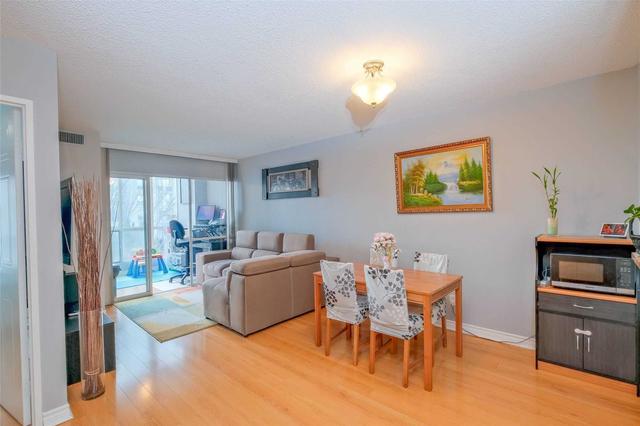 406 - 1470 Midland Ave, Condo with 1 bedrooms, 1 bathrooms and 1 parking in Toronto ON | Image 2
