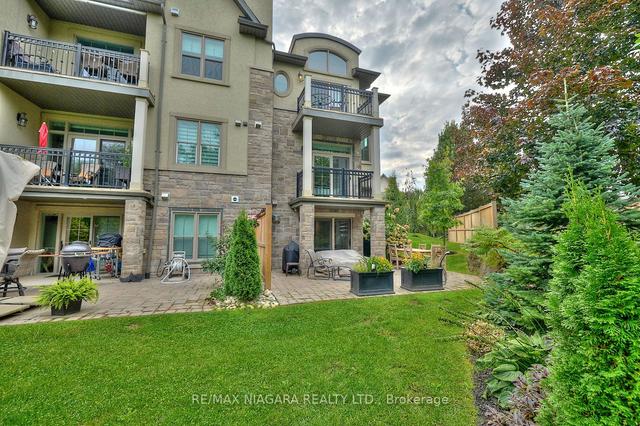 50 Aberdeen Lane S, Townhouse with 2 bedrooms, 3 bathrooms and 2 parking in Niagara on the Lake ON | Image 35