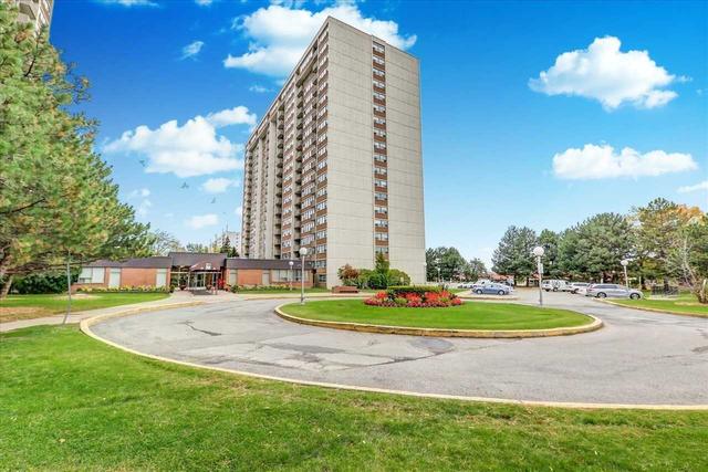 802 - 25 Silver Springs Blvd, Condo with 3 bedrooms, 2 bathrooms and 1 parking in Toronto ON | Image 8