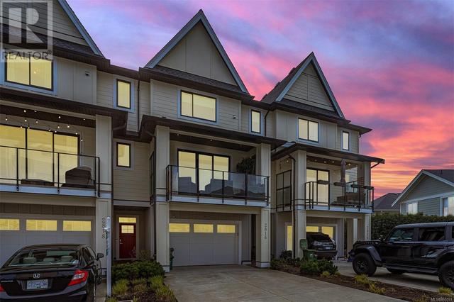 2816 Turnstyle Cres, House attached with 4 bedrooms, 3 bathrooms and 2 parking in Langford BC | Image 2