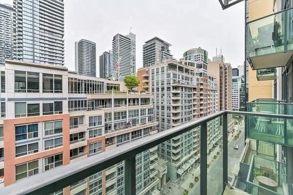 1201 - 263 Wellington St W, Condo with 1 bedrooms, 1 bathrooms and 0 parking in Toronto ON | Image 18