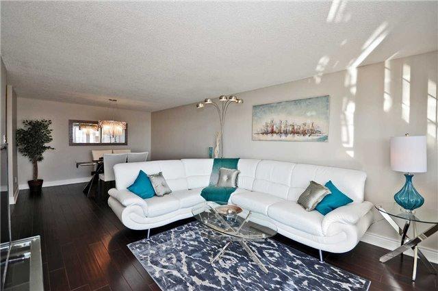 1506 - 350 Webb Dr, Condo with 2 bedrooms, 2 bathrooms and 2 parking in Mississauga ON | Image 5