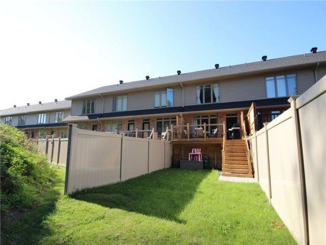 104 Lionel Pt, House attached with 2 bedrooms, 3 bathrooms and 1 parking in Ottawa ON | Image 2