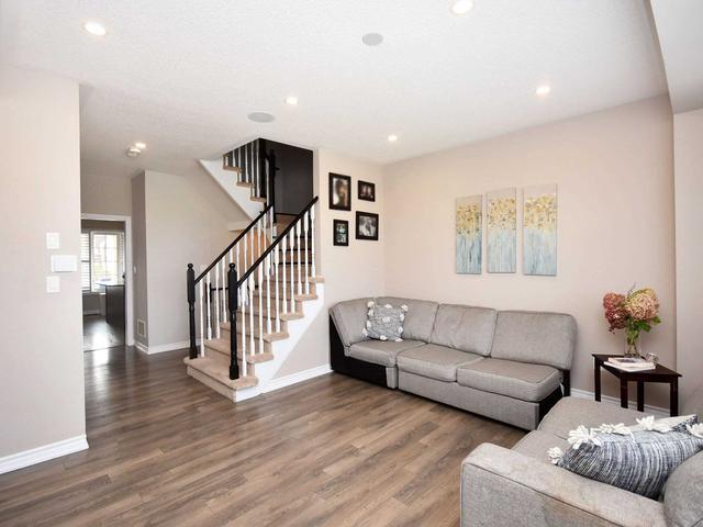 21 Telegraph St, House attached with 3 bedrooms, 3 bathrooms and 2 parking in Brampton ON | Image 18
