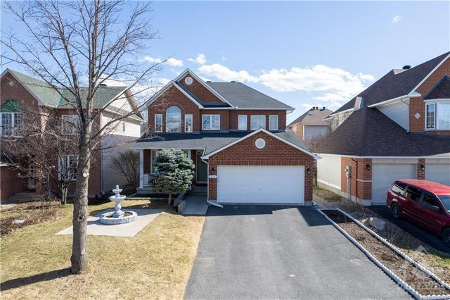 21 Laxford Drive, House detached with 5 bedrooms, 4 bathrooms and 6 parking in Ottawa ON | Image 1