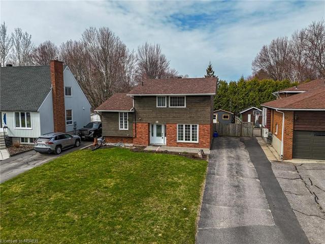 10 Labreche Drive, House detached with 3 bedrooms, 1 bathrooms and 3 parking in North Bay ON | Image 12