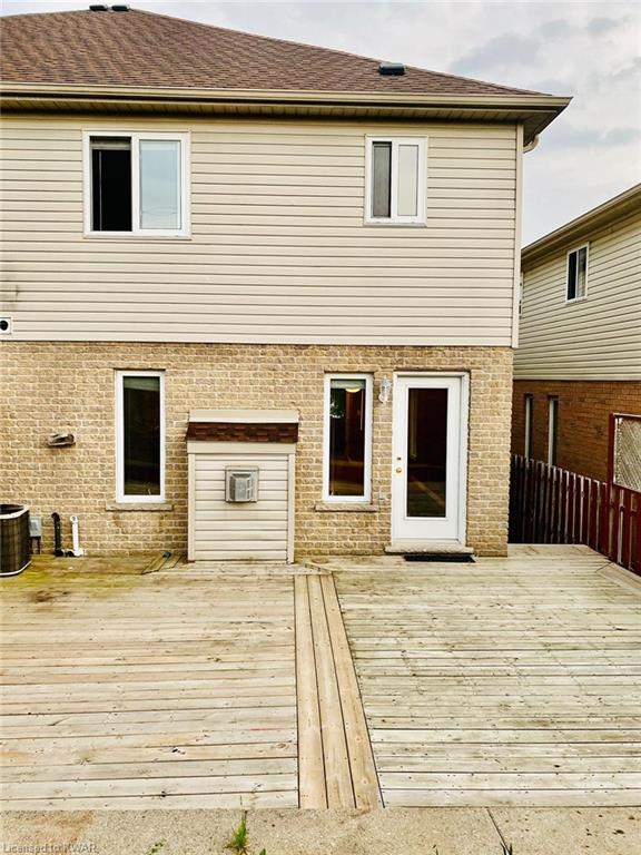 224 Buttercup Court, House semidetached with 4 bedrooms, 3 bathrooms and 3 parking in Waterloo ON | Image 21