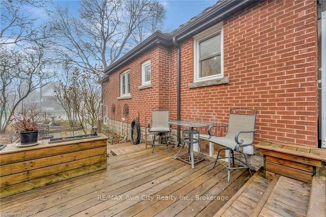 67 Empress Ave, House detached with 5 bedrooms, 2 bathrooms and 2 parking in Hamilton ON | Image 24