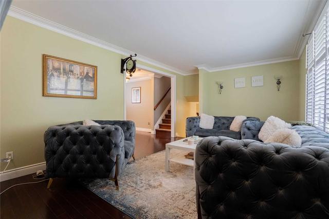 207 Christopher Dr, House detached with 3 bedrooms, 2 bathrooms and 3 parking in Cambridge ON | Image 18
