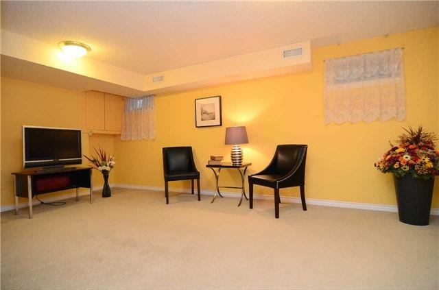 85 - 70 Crockamhill Dr, Townhouse with 3 bedrooms, 3 bathrooms and 2 parking in Toronto ON | Image 15