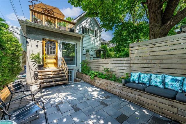 61 Fern Ave, House detached with 3 bedrooms, 3 bathrooms and 1 parking in Toronto ON | Image 20