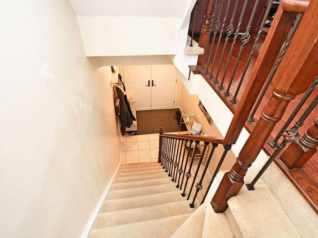 793 Candlestick Circ, House attached with 3 bedrooms, 4 bathrooms and 2 parking in Mississauga ON | Image 13