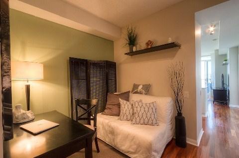 902 - 15 Windermere Ave, Condo with 1 bedrooms, 2 bathrooms and 1 parking in Toronto ON | Image 9
