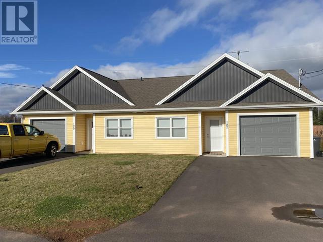 125 - 127 Oak Drive, House detached with 4 bedrooms, 4 bathrooms and null parking in Charlottetown PE | Image 3