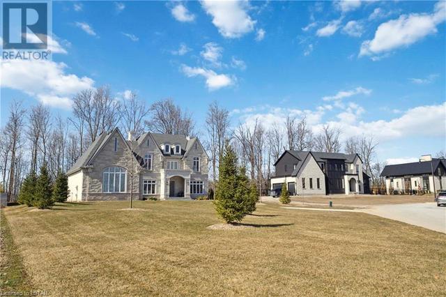 3845 Deer Trail, House detached with 3 bedrooms, 3 bathrooms and 11 parking in London ON | Image 3